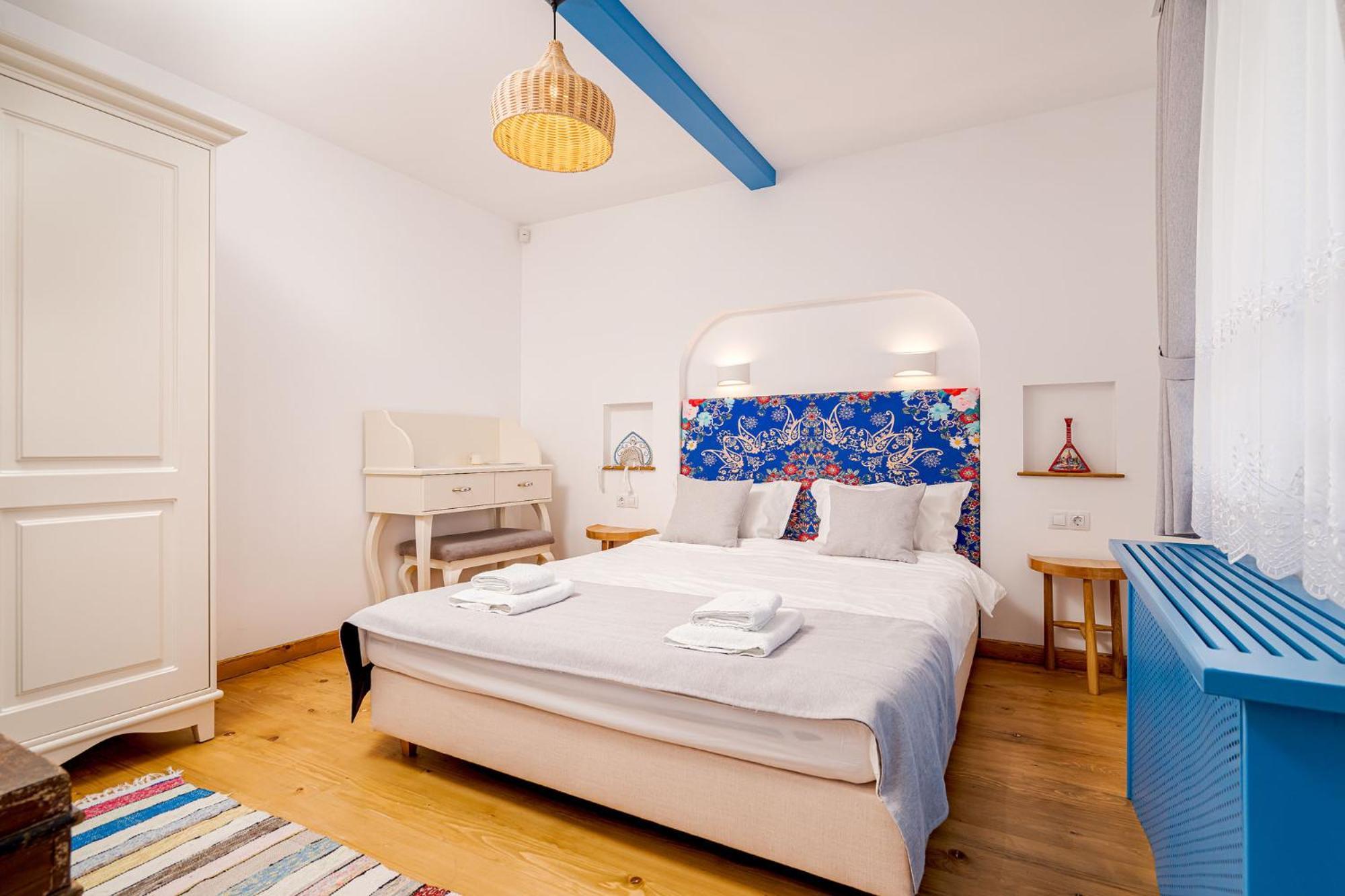 Hotel Casa Filip Din Sarichioi Esterno foto